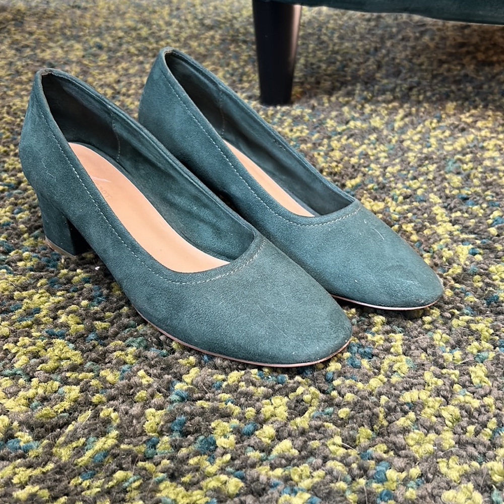 Oak + Fort Green Vegan Suede Kitten Block Heels - Picture 2 of 5
